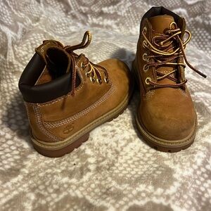 Boy/girl  timberland boots